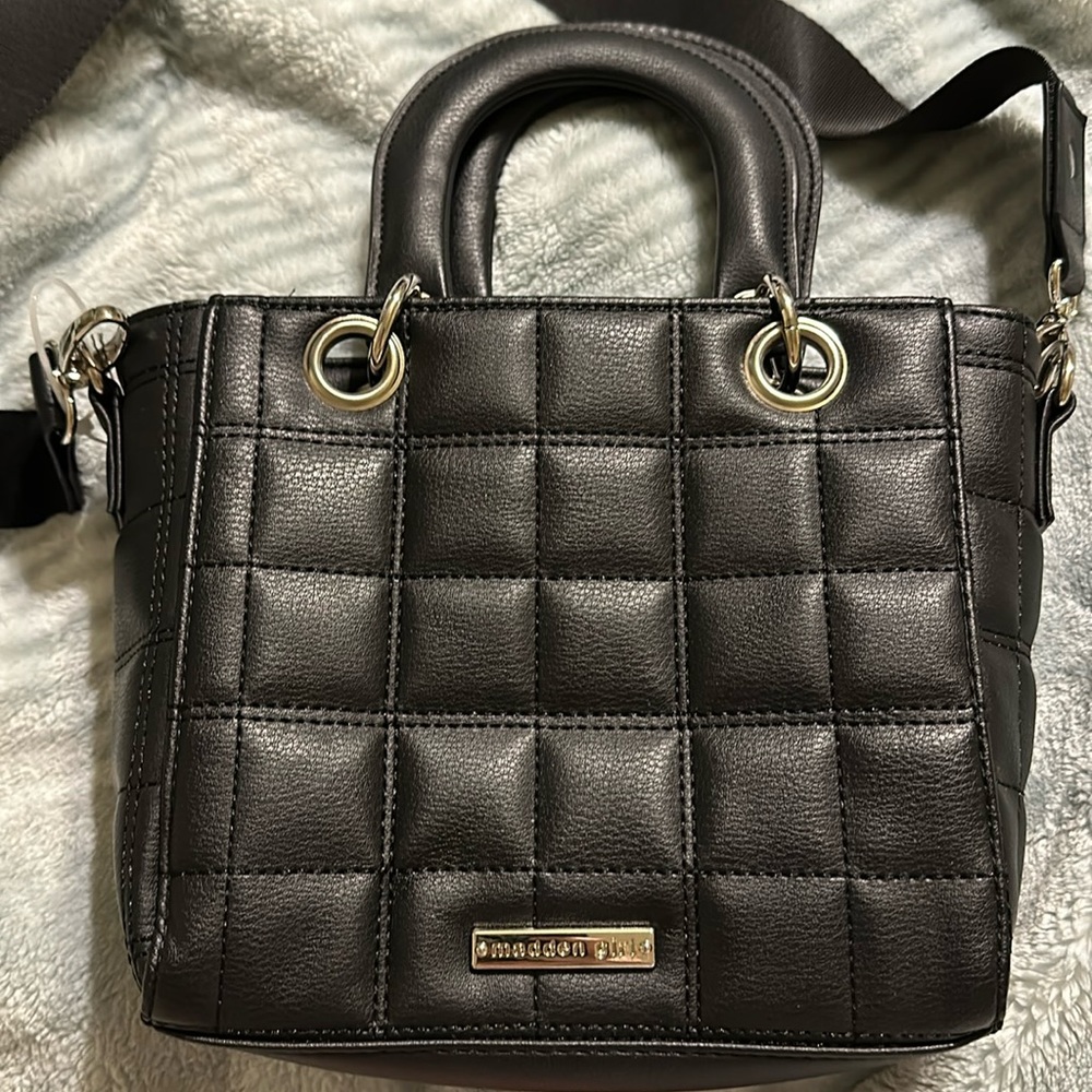 DONATED Steve Madden / Madden Girl small black purse/crossbody